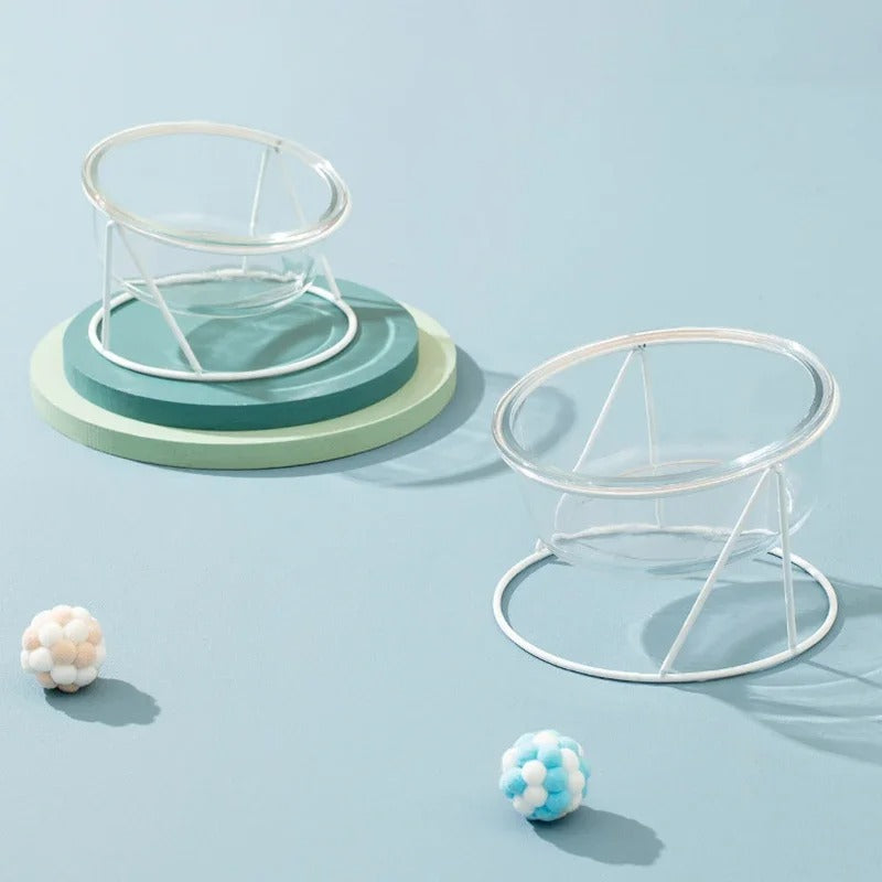 Cross shaped elevated pet bowl