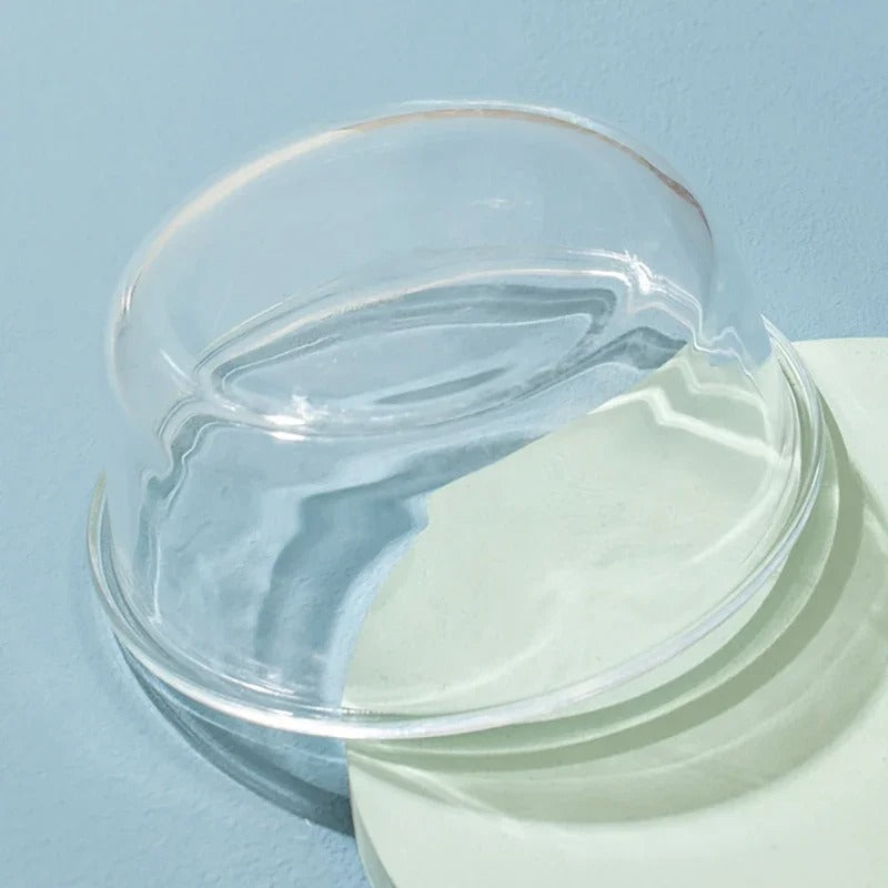 Cross shaped elevated pet bowl