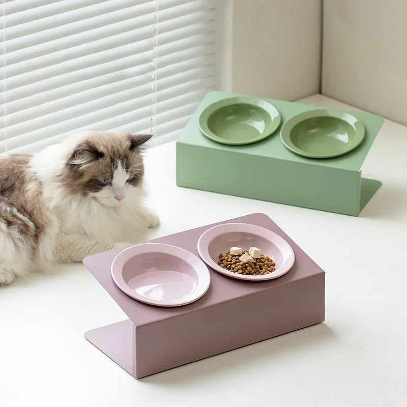 U-shaped pet feeding bowl - double bowl